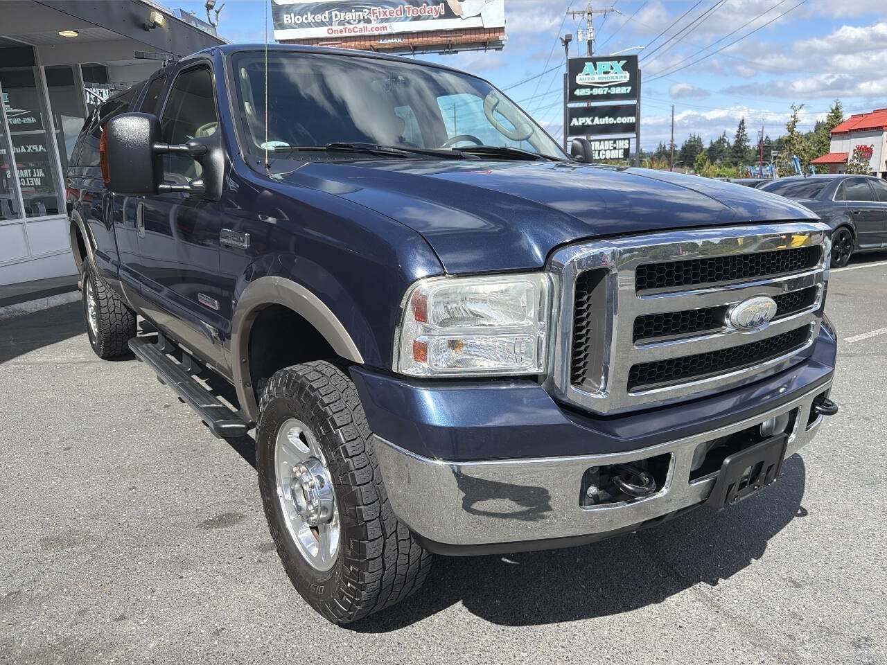 Used 2005 Ford F350 Lariat AWD/4WD image 8