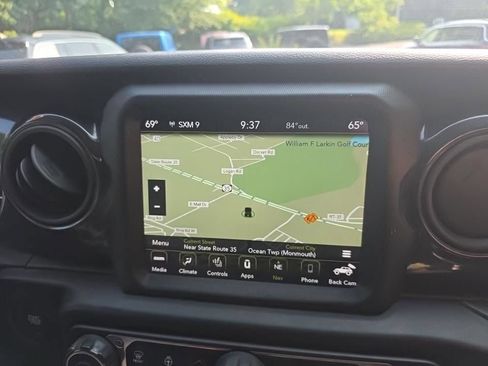 Used 2021 Jeep Wrangler Unlimited Sport AWD/4WD image 16
