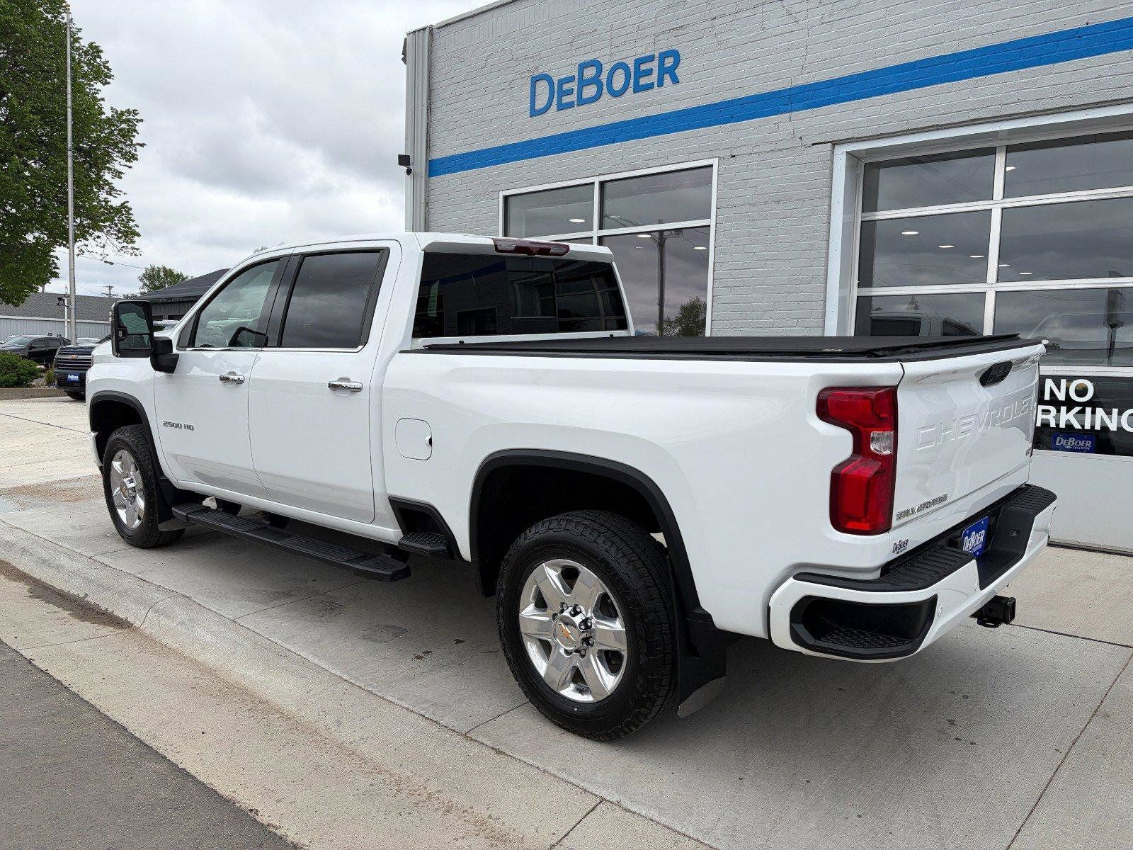 Used 2021 Chevrolet Silverado 2500 LTZ w/ Z71 Chrome Sport Edition AWD/4WD image 3