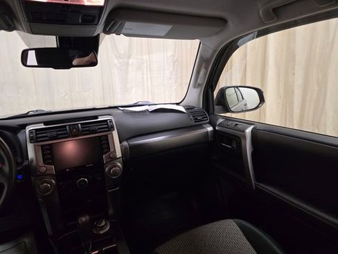 Used 2021 Toyota 4Runner SR5 image 30