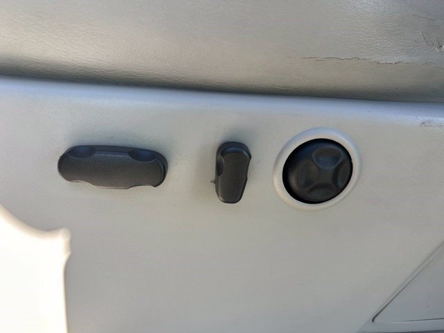 Used 2008 Chevrolet Silverado 1500 LTZ w/ Sun And Navigation Package RWD image 12