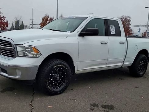 Used 2015 RAM 1500 Classic SLT image 4
