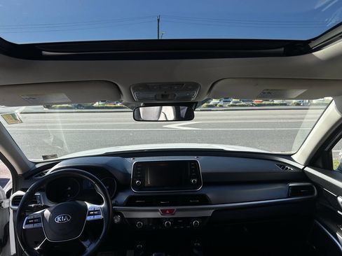 Used 2020 Kia Telluride S w/ S 8 Passenger Seating Package image 21