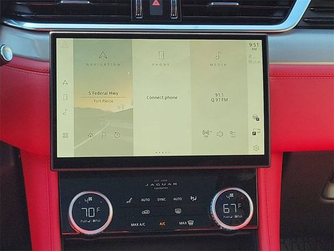 Used 2026 Jaguar F-PACE R-Dynamic S image 21