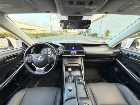 Used 2020 Lexus IS 300 RWD image 15