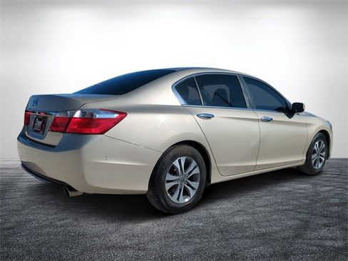Used 2013 Honda Accord LX image 3