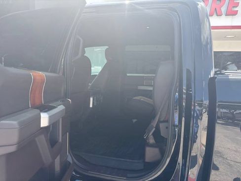 Used 2018 Ford F150 King Ranch w/ Equipment Group 601A Luxury AWD/4WD image 20