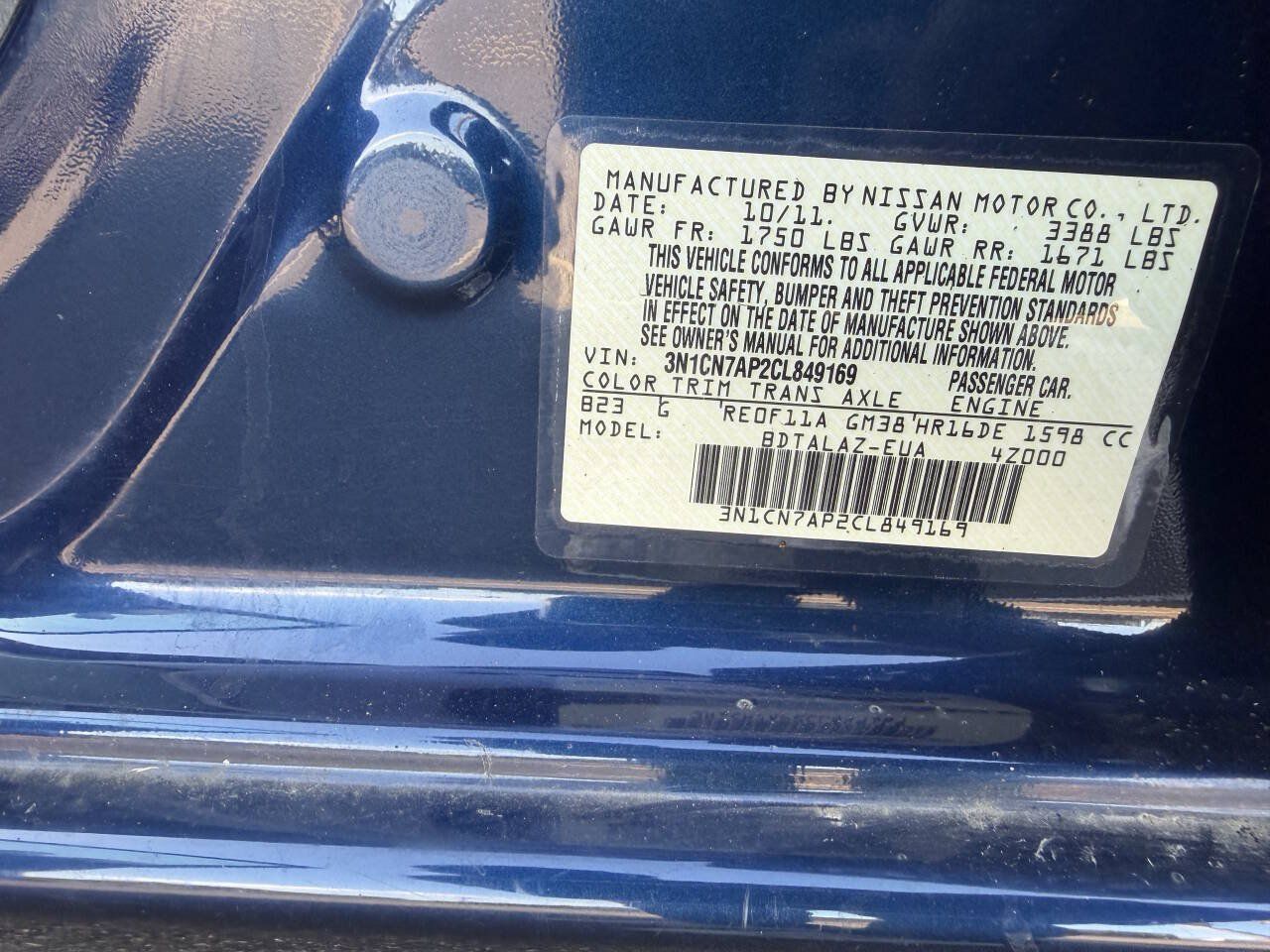Used 2012 Nissan Versa S FWD image 13