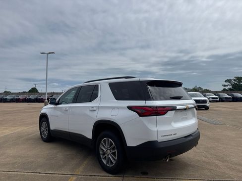 Used 2023 Chevrolet Traverse LT w/ LPO, Floor Liner Package AWD/4WD image 13