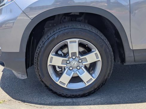 Used 2025 Honda Ridgeline RTL image 13