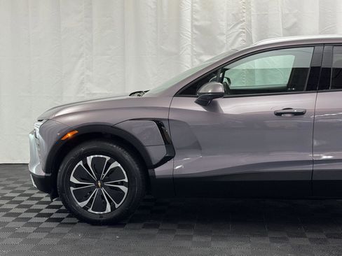 Used 2024 Chevrolet Blazer EV LT image 3