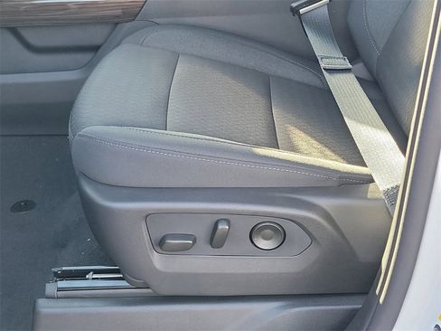 New 2026 Chevrolet Silverado 1500 RST w/ Z71 Off-Road Package image 16