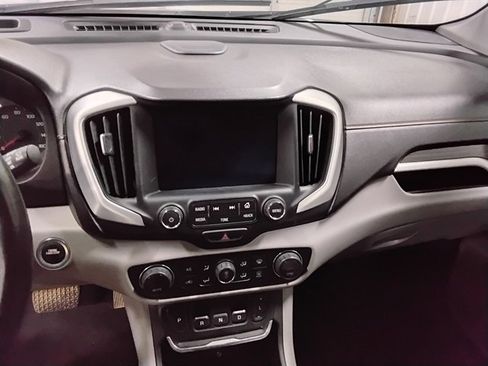 Used 2018 GMC Terrain SLT w/ Preferred Package image 12