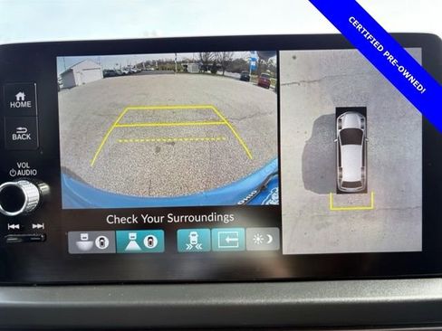 Certified 2025 Honda Pilot TrailSport image 24