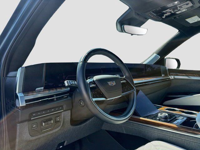 Certified 2025 Cadillac Escalade Sport Platinum w/ LPO, ONYX Package AWD/4WD image 11