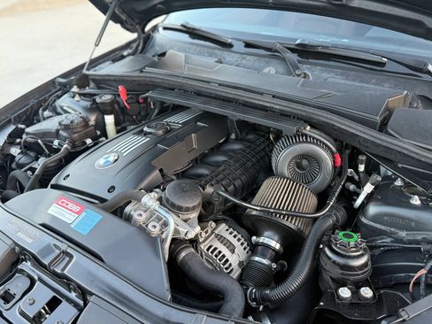 Used 2009 BMW 135i Convertible RWD image 29