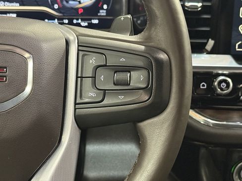 Used 2022 GMC Sierra 1500 SLT w/ SLT Convenience Package image 19