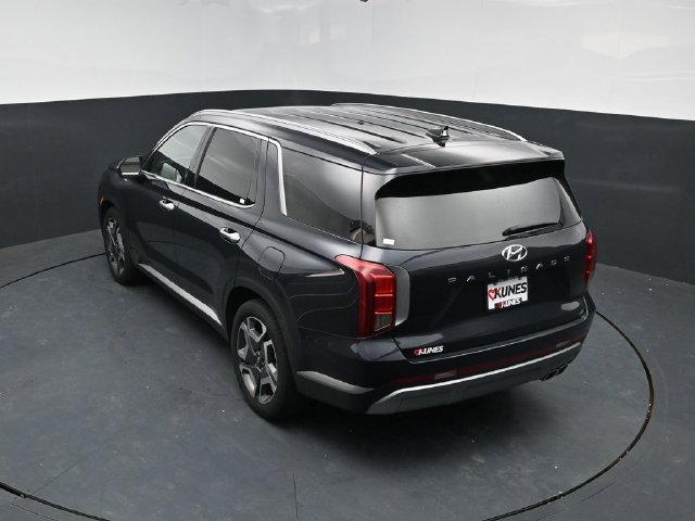 Used 2024 Hyundai Palisade SEL FWD image 42