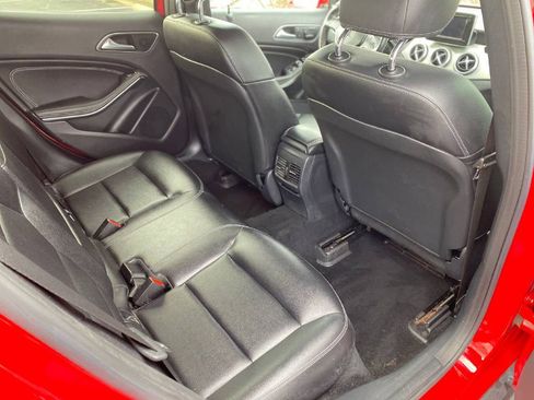 Used 2015 Mercedes-Benz GLA 250 4MATIC image 10