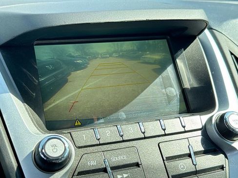 Used 2015 Chevrolet Equinox LT w/ Driver Convenience Package image 10