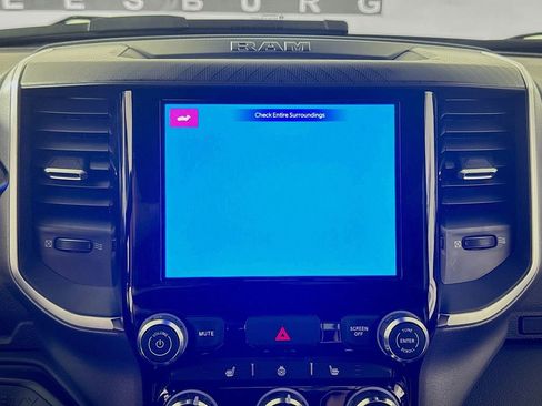 Used 2025 RAM 2500 Big Horn image 13