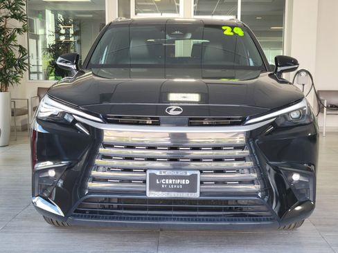 Used 2024 Lexus TX 350 FWD w/ Captains Chair Package image 7