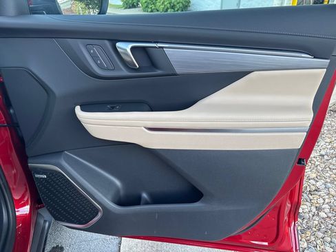 New 2026 Buick Enclave Preferred w/ Power Package FWD image 47