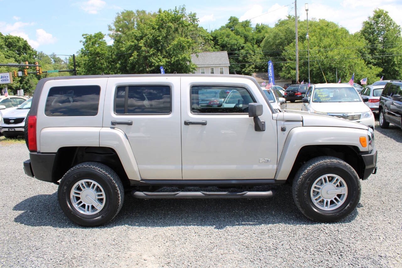 Used 2007 HUMMER H3 AWD/4WD image 6