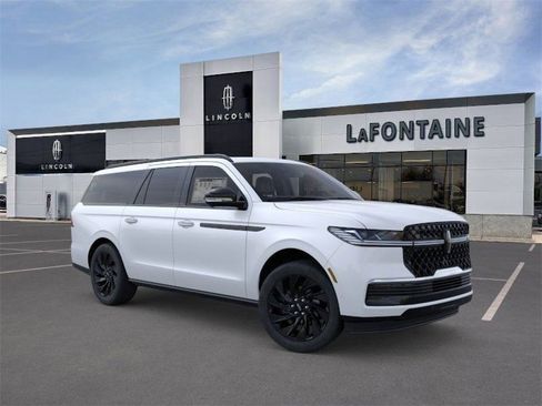 New 2025 Lincoln Navigator L Reserve w/ Jet Appearance Package image 7
