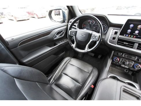 Used 2021 Chevrolet Tahoe Z71 w/ Z71 Signature Package AWD/4WD image 9