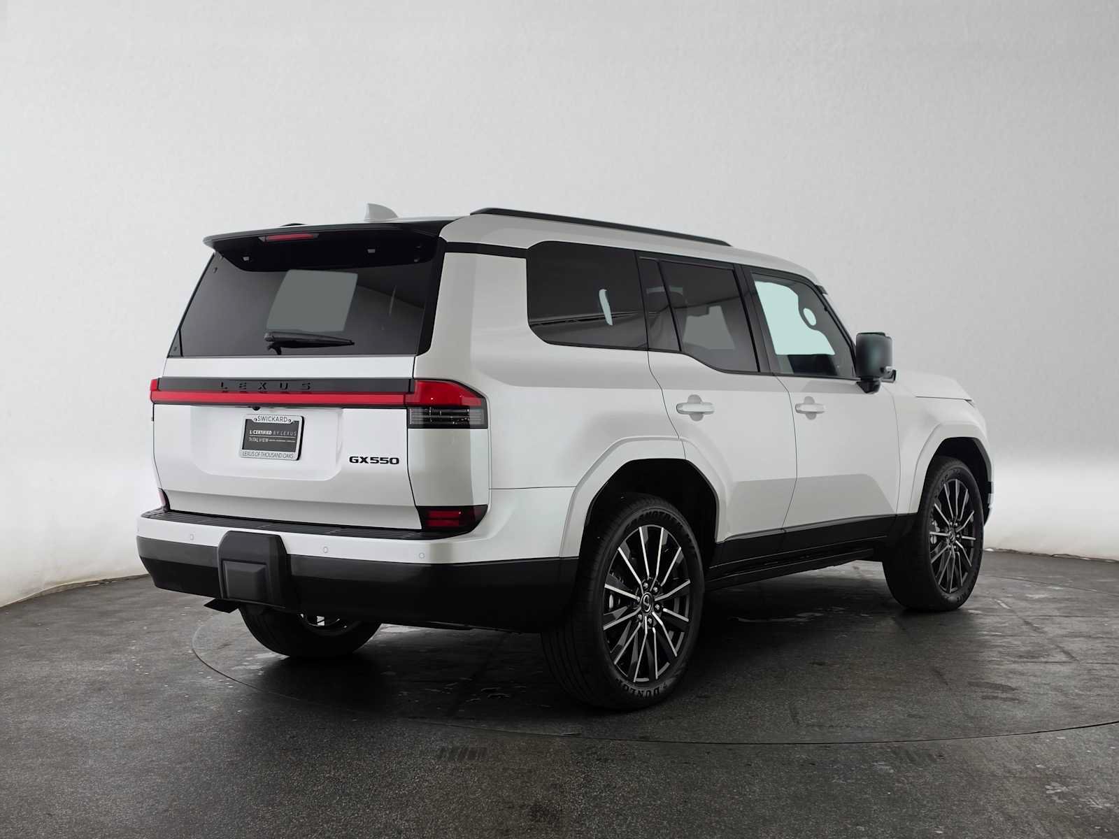 Certified 2026 Lexus GX 550 w/ Cold Area Package AWD/4WD image 3