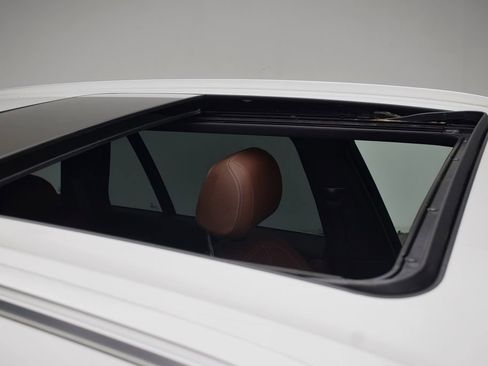 Used 2018 BMW X5 xDrive35d image 17