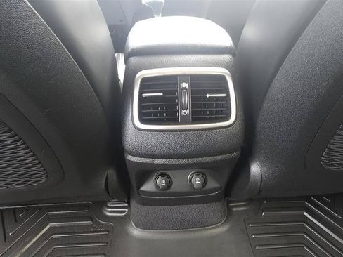 Used 2019 Kia Sorento EX AWD/4WD image 17