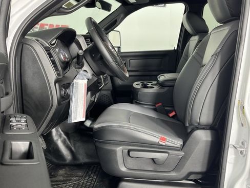 New 2026 RAM 3500 Tradesman w/ Chrome Appearance Group image 24