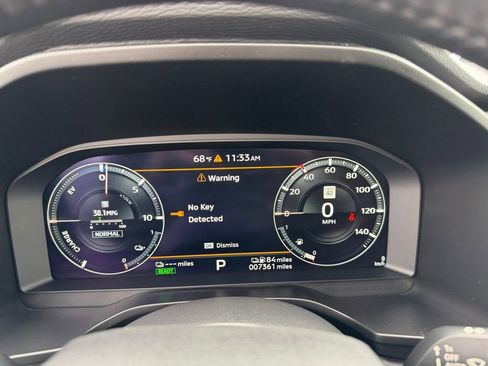 Used 2025 Mitsubishi Outlander SE AWD/4WD image 16