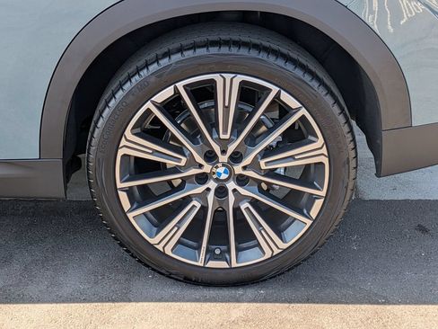 Used 2025 BMW X2 xDrive28i AWD/4WD image 30
