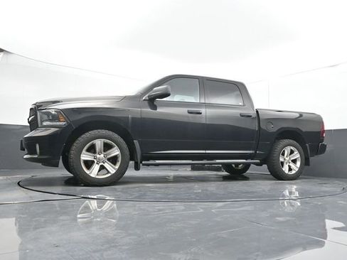 Used 2015 RAM 1500 Express AWD/4WD image 27