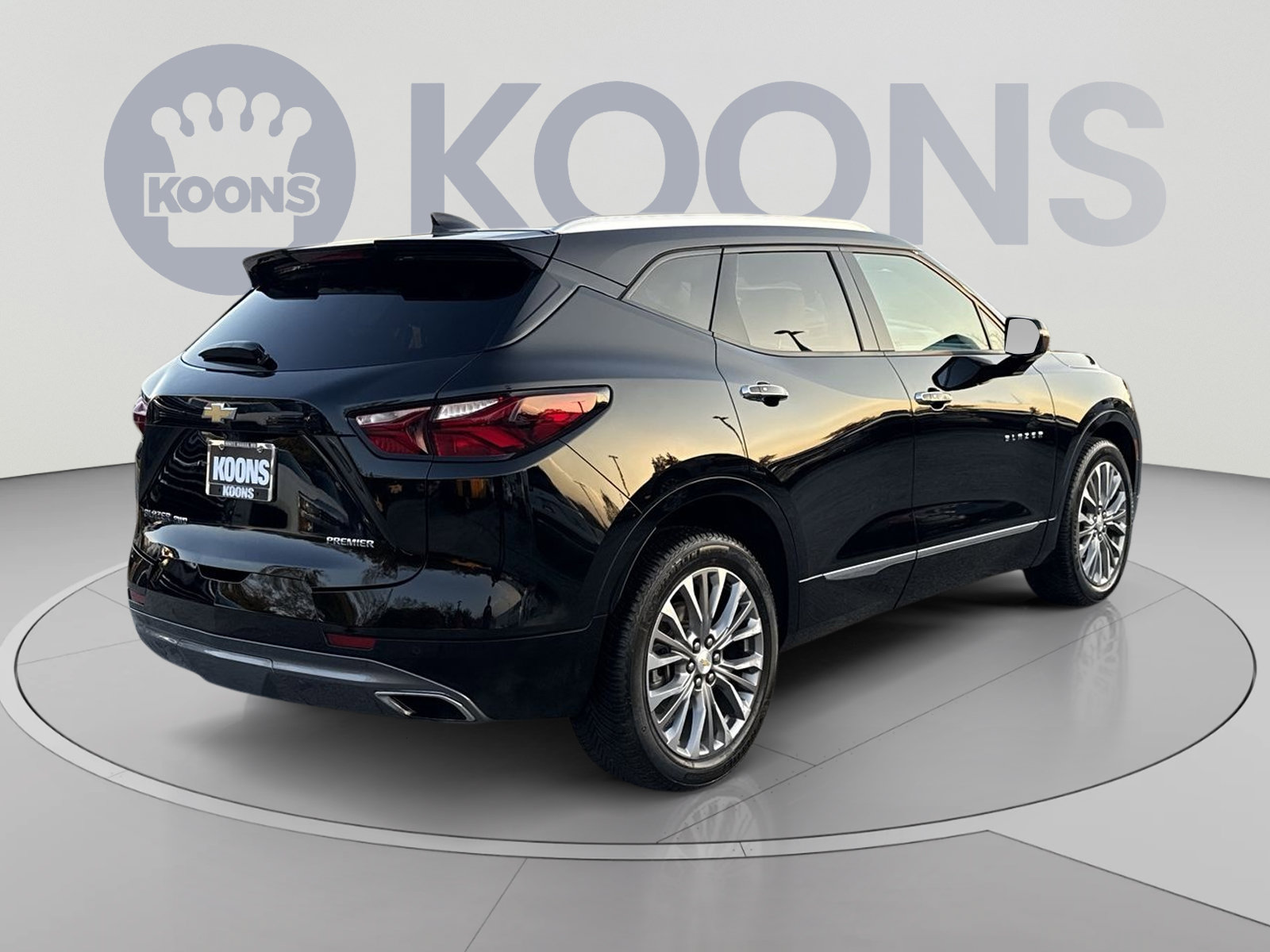 Used 2019 Chevrolet Blazer Premier w/ Driver Confidence II Package AWD/4WD image 11