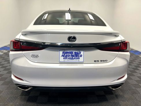 Used 2022 Lexus ES 350 Ultra Luxury image 11
