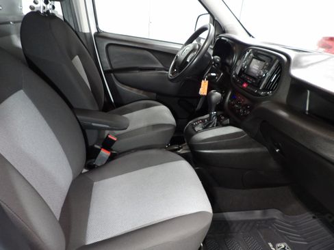 Used 2021 RAM ProMaster City Tradesman image 13