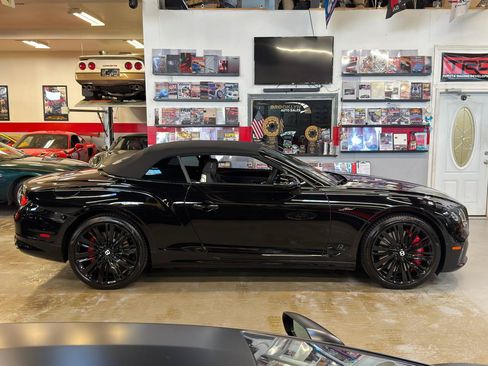 Used 2022 Bentley Continental GT Speed AWD/4WD image 28
