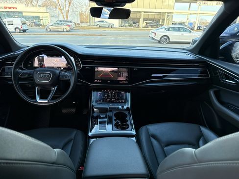 Used 2019 Audi Q8 Premium Plus w/ Premium Plus image 57