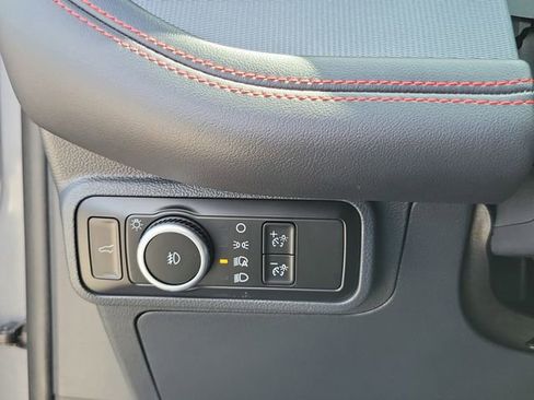 Used 2025 Ford Explorer ST-Line w/ ST-Line Street Pack image 28