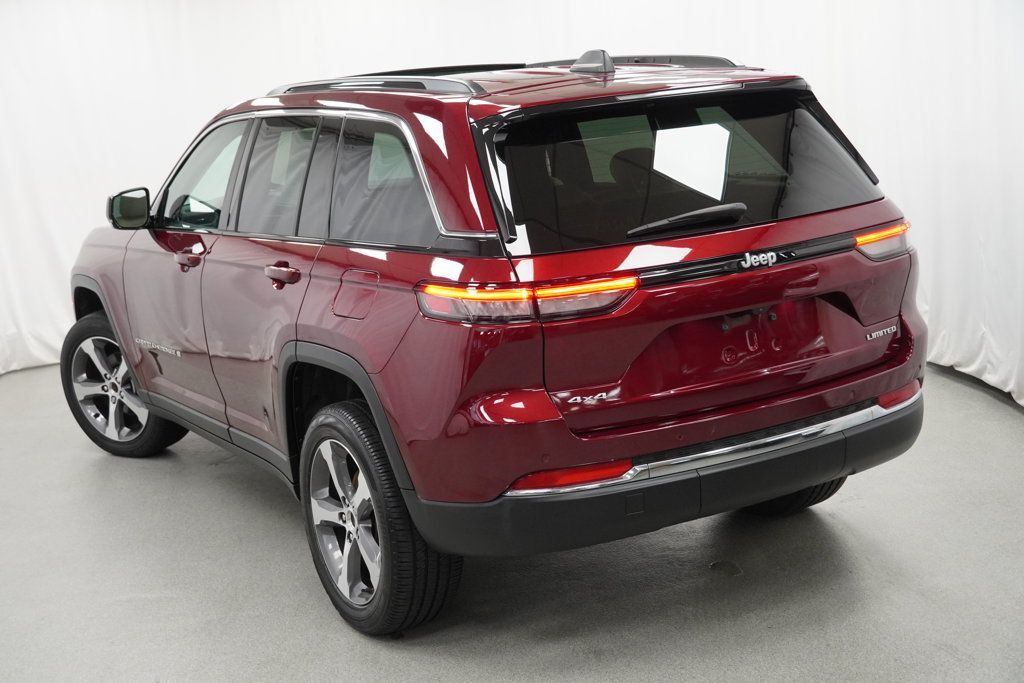 Certified 2025 Jeep Grand Cherokee Limited AWD/4WD image 21