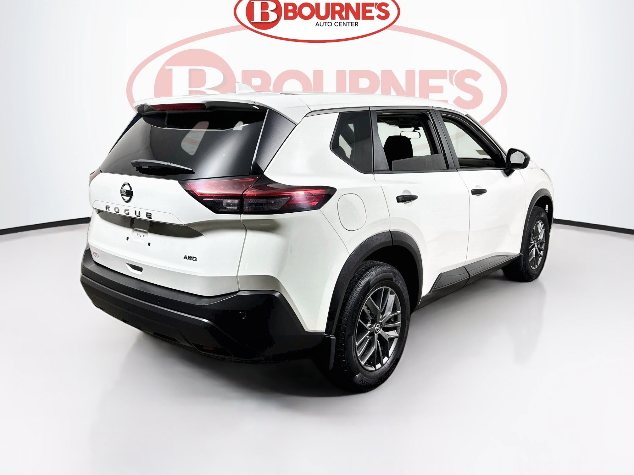 Used 2021 Nissan Rogue S AWD/4WD image 10