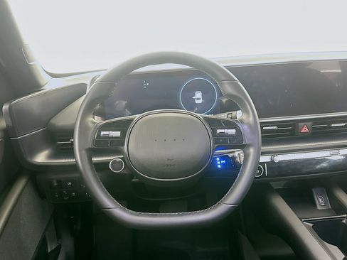 Used 2024 Hyundai Ioniq 6 SE image 18