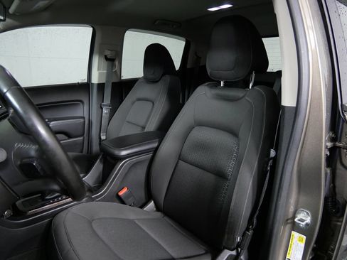 Used 2016 GMC Canyon SLE w/ SLE Convenience Package AWD/4WD image 10