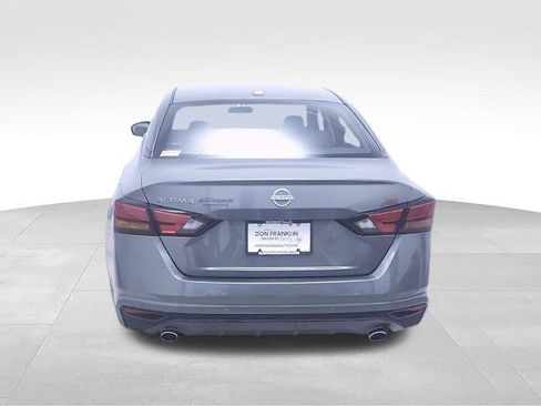 Certified 2025 Nissan Altima 2.5 SR FWD image 6