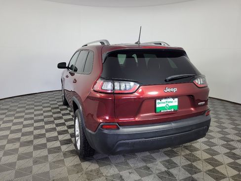 Used 2020 Jeep Cherokee Latitude FWD image 5
