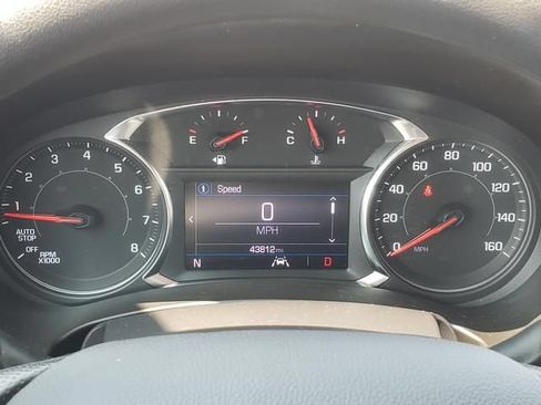 Used 2022 GMC Terrain SLE w/ Driver Convenience Package FWD image 27
